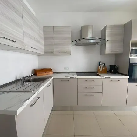 Msida 2 Bedroom *
